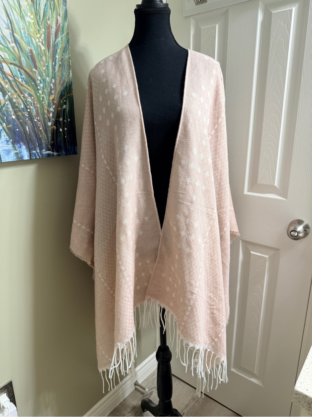 NWT Gentle Fawn Blush Pink Fringe Ruana Poncho Wrap M/L